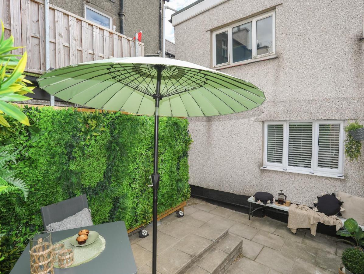 Y Goedwig Apartment Llanfairpwllgwyngyll Exterior photo